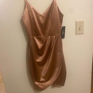 Lulu’s “Forever Your Girl” mauve satin bodycon dress